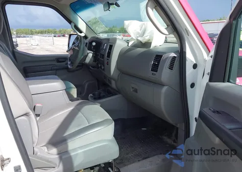 2014 Nissan Nv Cargo Nv2500 Hd Sv V6 из США, поврежденный, VIN 1N6BF0LY9EN103014